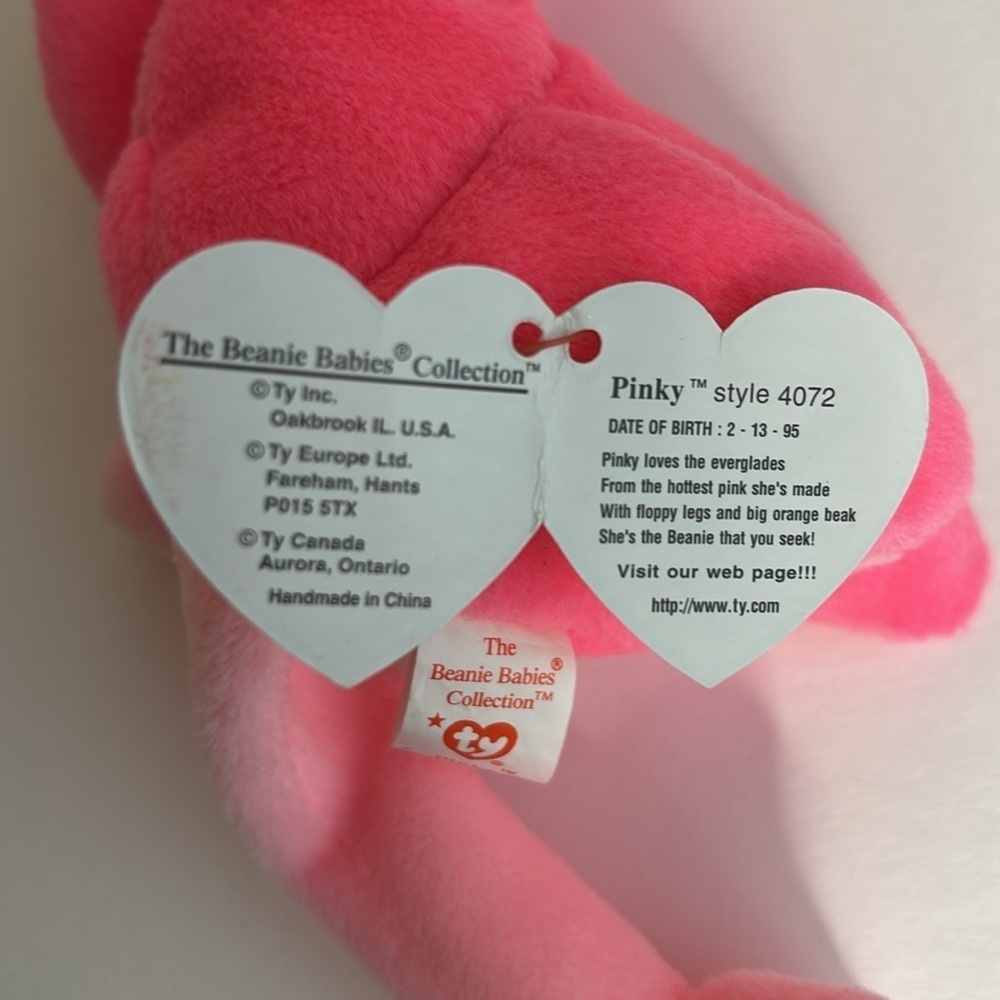 FLAMINGO 🦩 BUNDLE, FLAG, NOTEPAD, PLUSH BEANIE & 2 ORNAMENTS - Picture 6 of 9